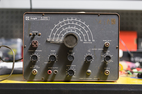 Knight RF Sweep Generator
