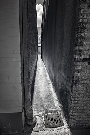 A Narrow Point of View_MLL3367_