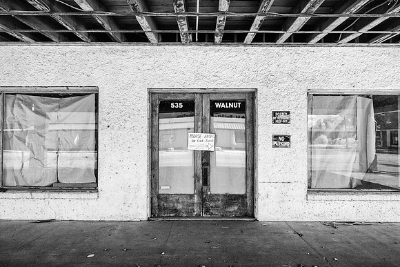 Side Entrance Only_MLL3375_