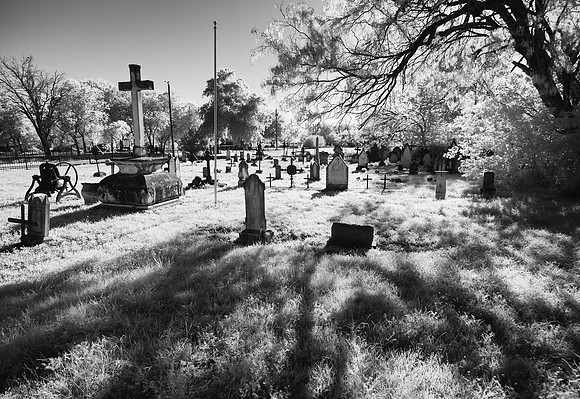 Cemetery D'Hanis_MLL3582_