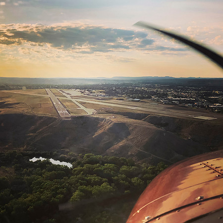 Short Final Rwy 7 KFMN