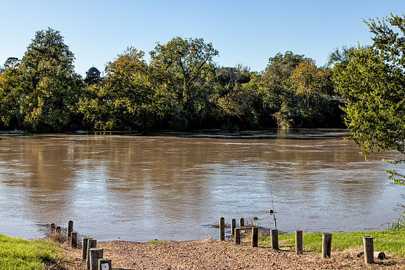 Colorado River Beeson's Crossing at Columbus 30.89 FT IMG_5539 November 02, 2013 17-00-21