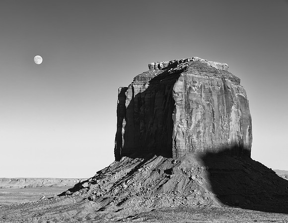 Moonrise in Monument Valley