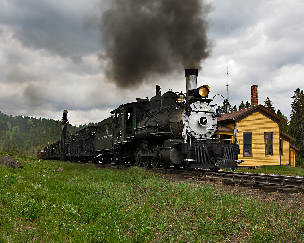 IMAGE: https://wildlightimagingstudio.com/img/s/v-10/p814604999-5.jpg